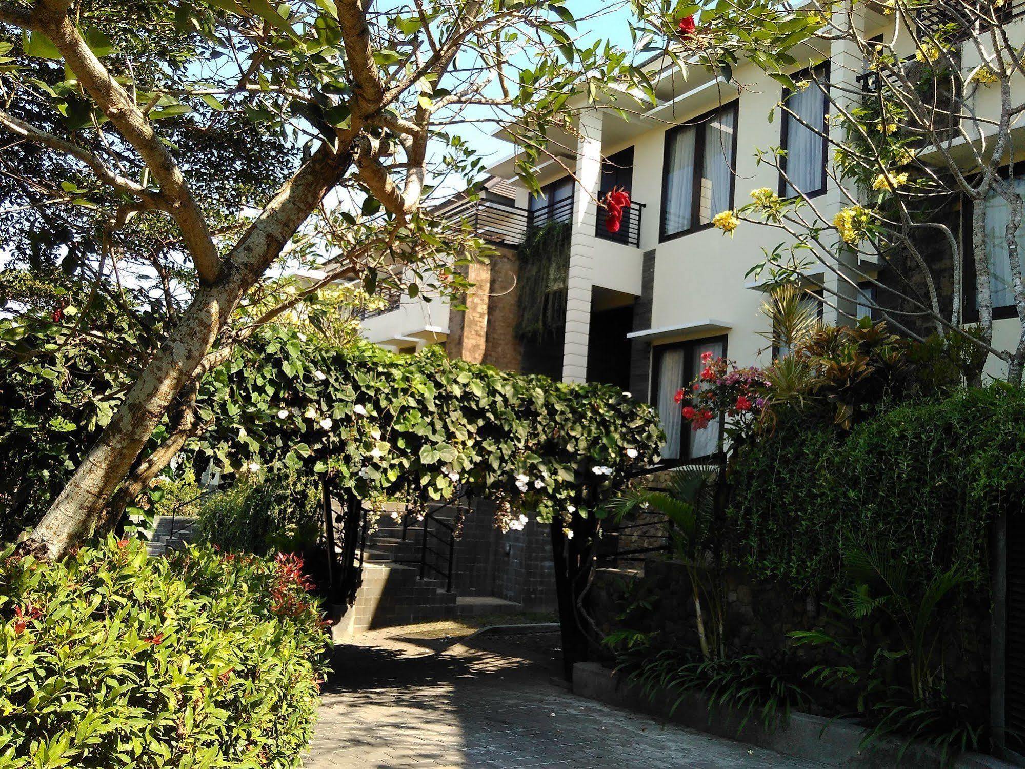Parkside Denbukit Residence & Suite Jimbaran Exteriér fotografie